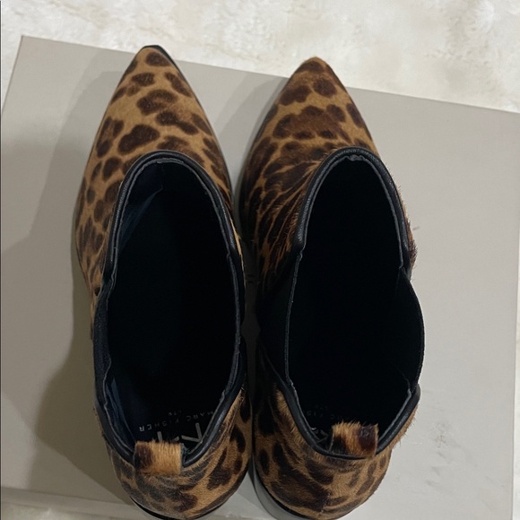 Marc Fisher NEW Brown Leopard Ankle Boots - Picture 6 of 12
